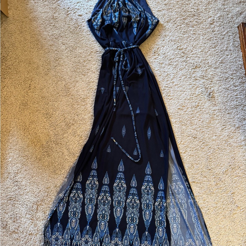 Elegant Blue Patterned Maxi Dress